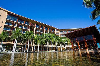 《永恒寒冬》重大更新上线 新增合作玩法专属武器